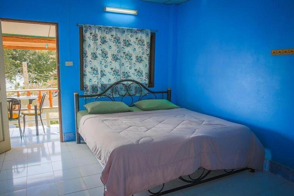 Rimtalay Resort Koh Si Chang Экстерьер фото