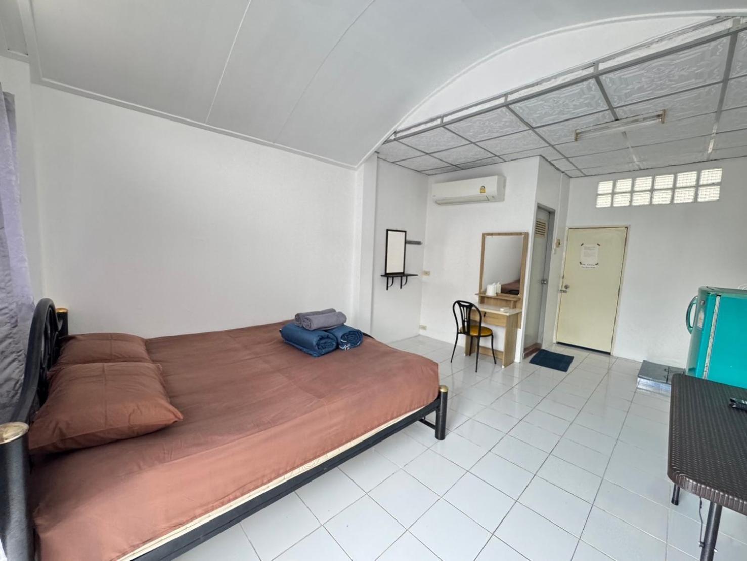 Rimtalay Resort Koh Si Chang Экстерьер фото